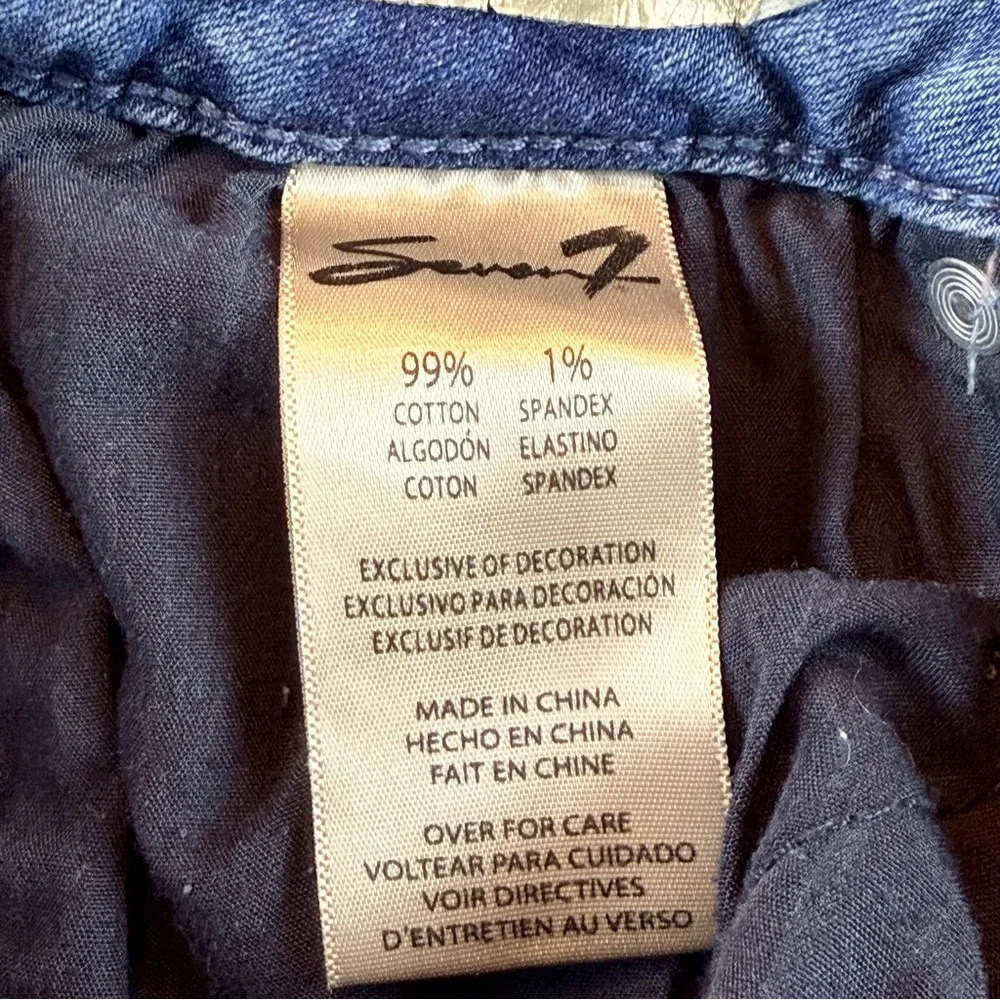 Seven‎ 7 Women's Jeans Size 4 Mid Rise Ankle Skinny Red Trim Raw Hem Distressed